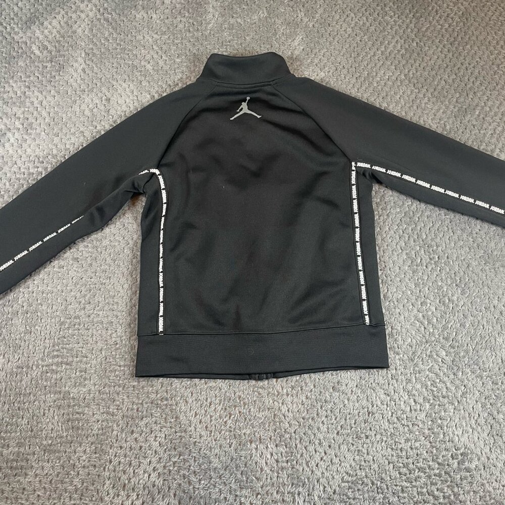 Nike Air Jordan Jumpman Track Suit Jacket Boys M Black White Basketball Sports - Picture 5 of 9
